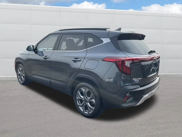 Used 2024 Gray Kia S image 3
