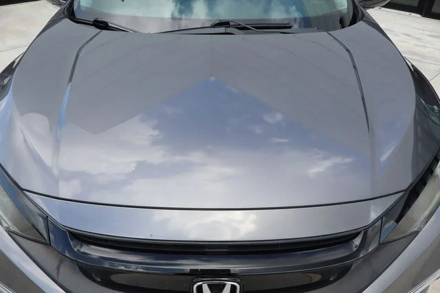 Used 2019 Modern Steel Metallic Honda LX image 12