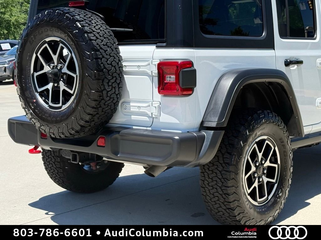 Used 2024 White Jeep Rubicon image 15