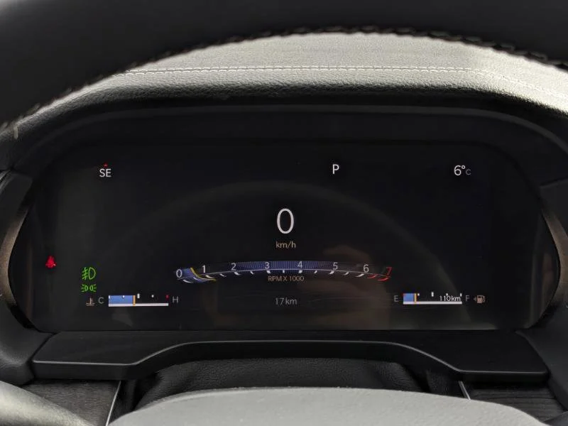 New 2025 White Jeep Limited - - Second row heated seats - Dual Pano Sunroof - Int FAM CAM - Black App Pkge & tons more image 17