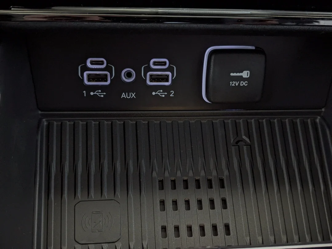 New 2026 Black Jeep Altitude - - 4x4 - Power Sunroof - Altitude Pack - 2.0L Turbo - Remote Start & More! image 22