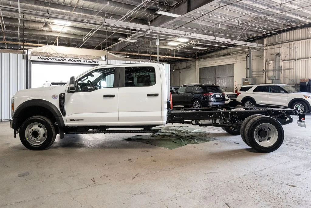 New 2026 White Ford XL image 5