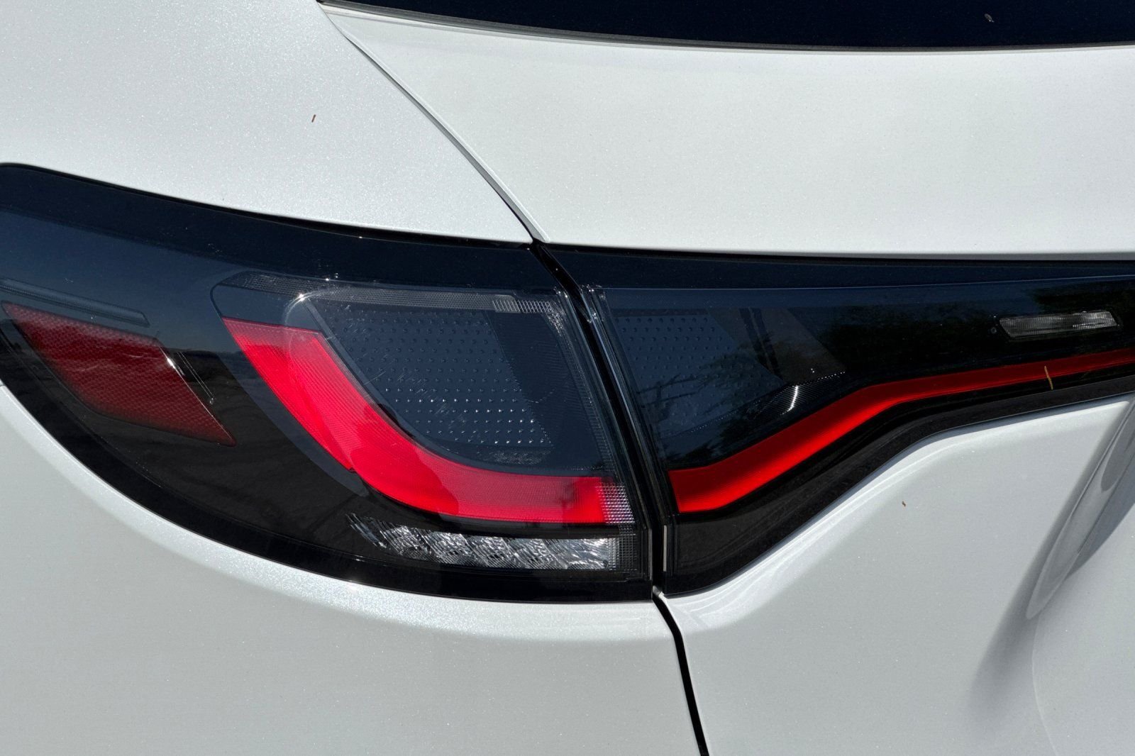 New 2027 Platinum White Pearl Honda LX image 31