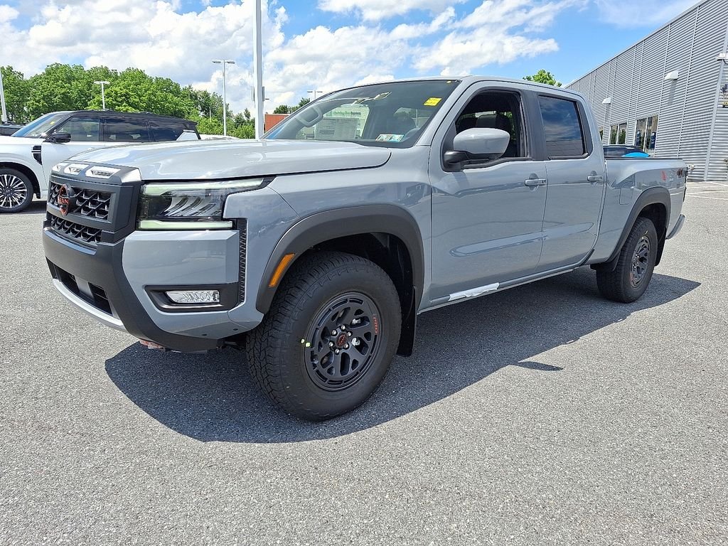 2026 Nissan Frontier — photo 2