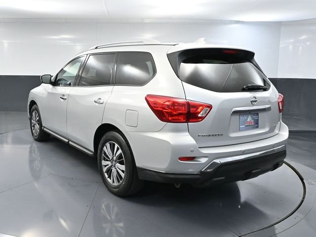 2019 Nissan Pathfinder SV photo 4