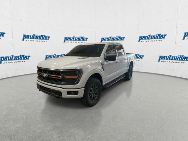 Used 2025 White Metallic Ford Tremor image 4