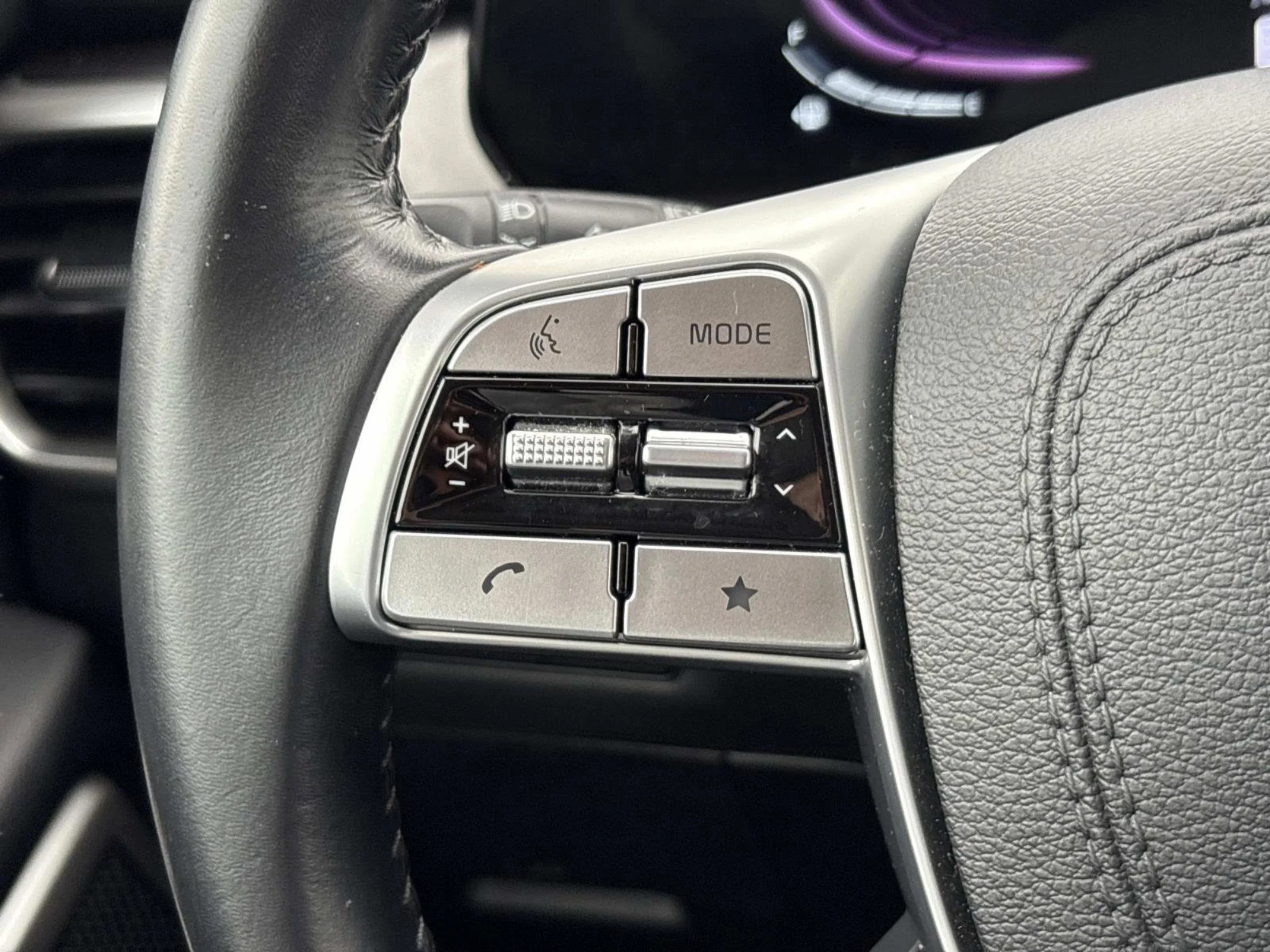 2023 Kia Telluride LX - Photo 28