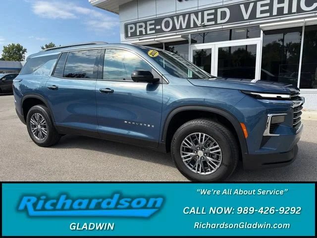 2025 Chevrolet Traverse LT