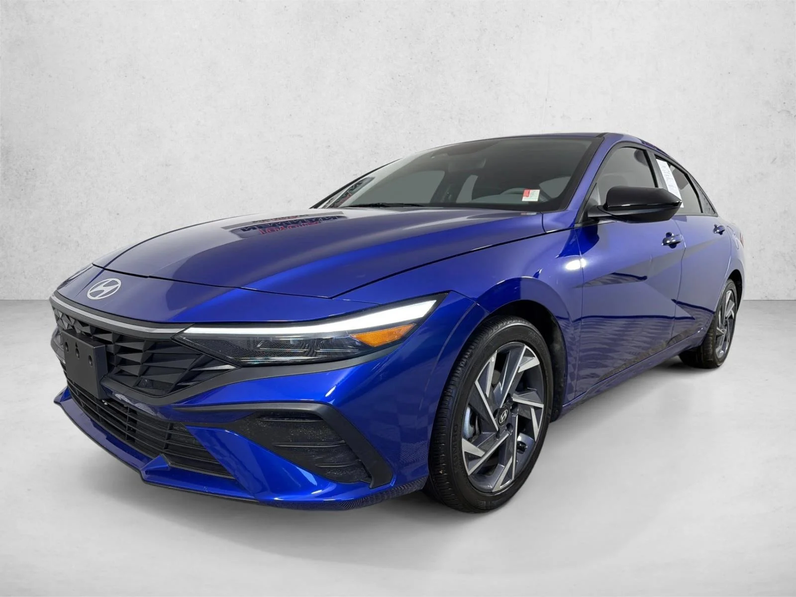 Used 2025 Gray Hyundai SEL Sport image 7
