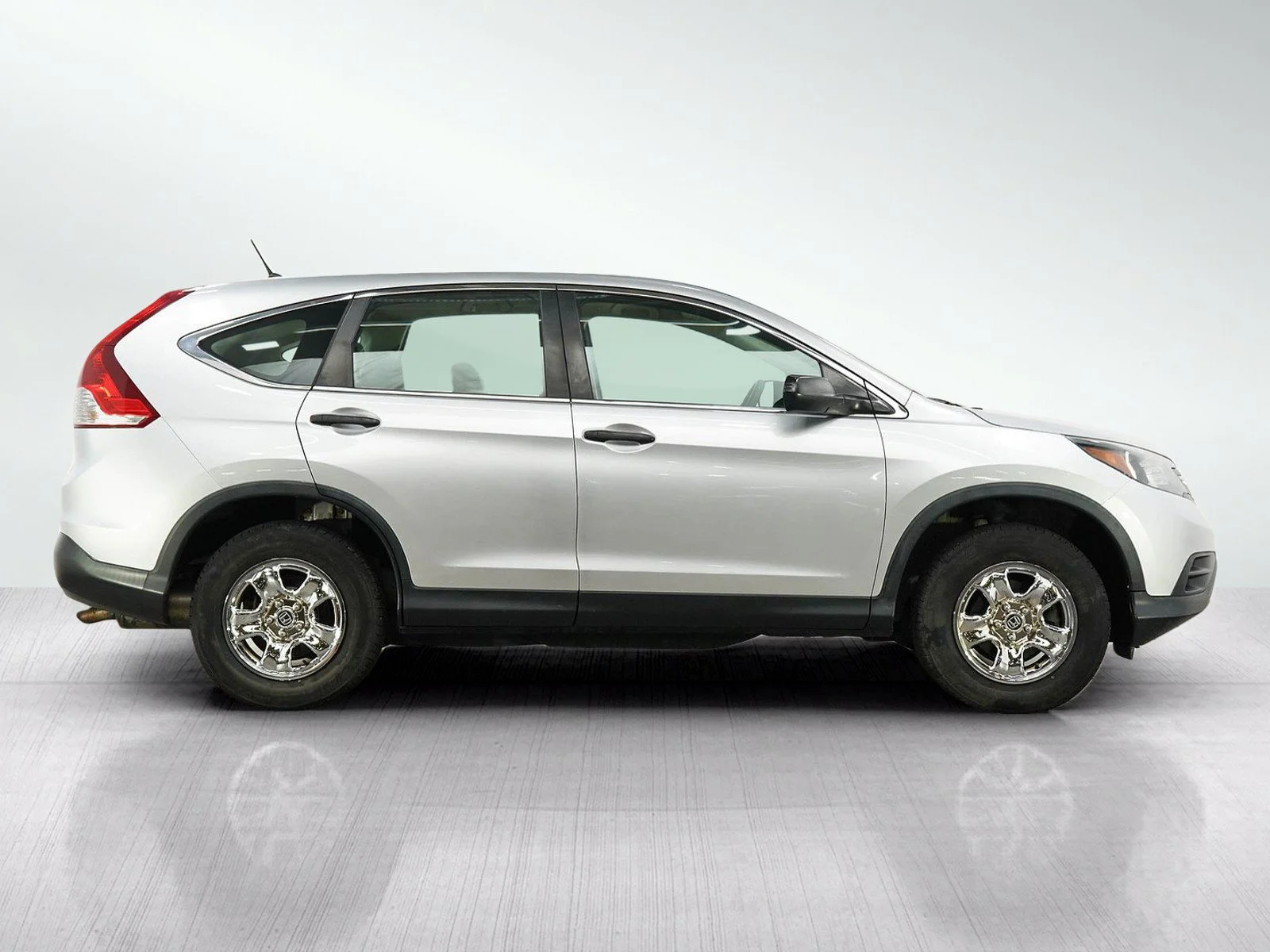 Used 2014 Silver Honda AWD 5dr LX image 6