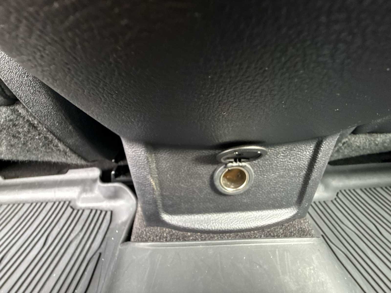 Used 2019 White Ford Titanium image 20