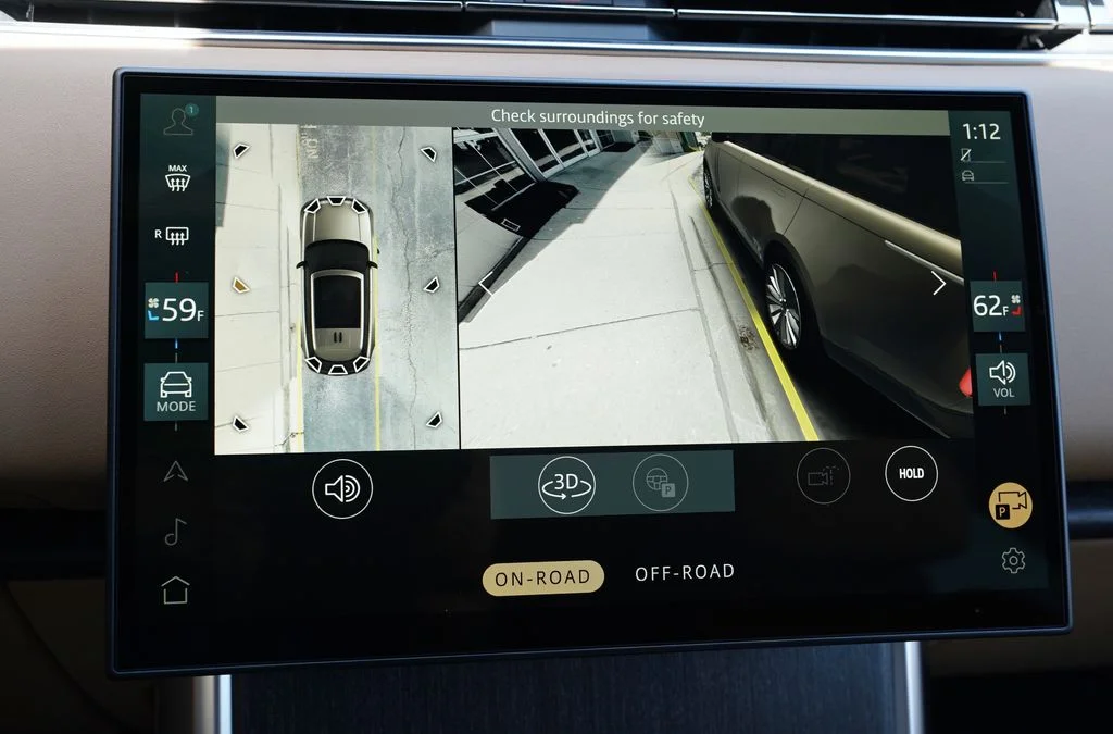 New 2026 Carpathian Grey Land Rover SE image 27