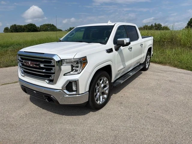 Used 2020 White GMC SLT image 3