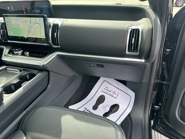 2025 Ford Expedition Platinum - Photo 10
