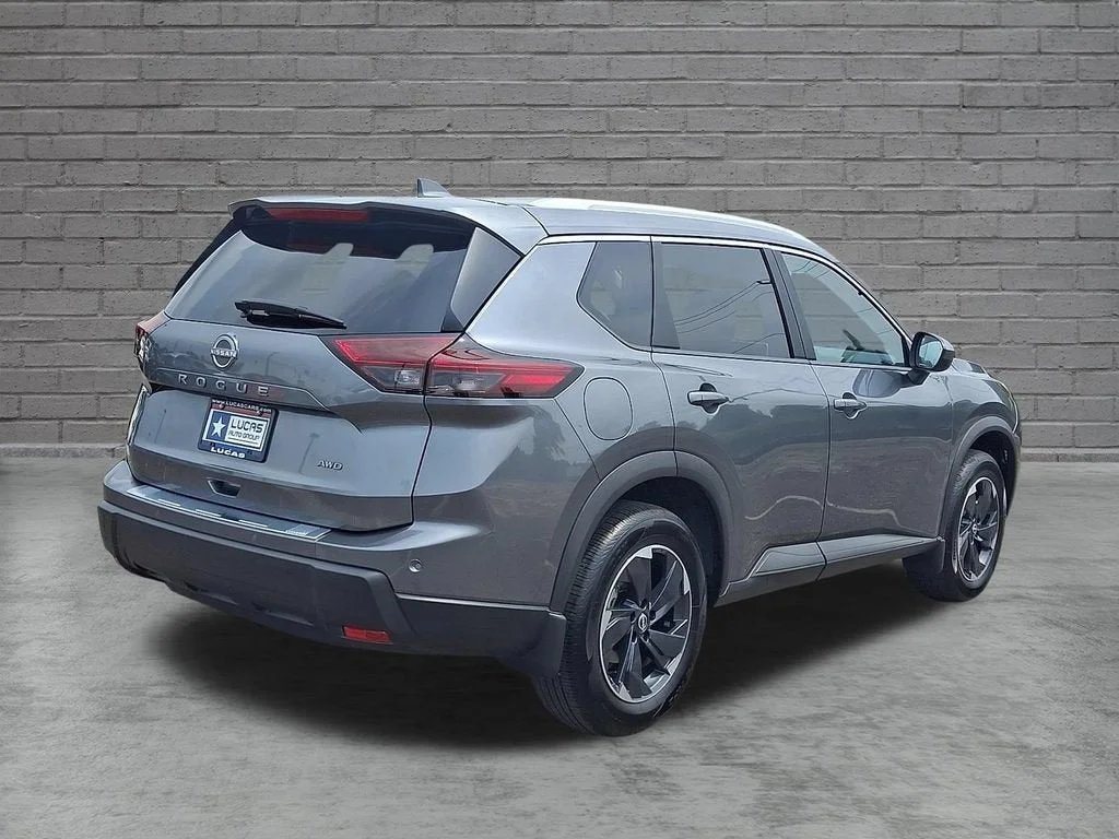 Used 2026 Gray Nissan SV image 41