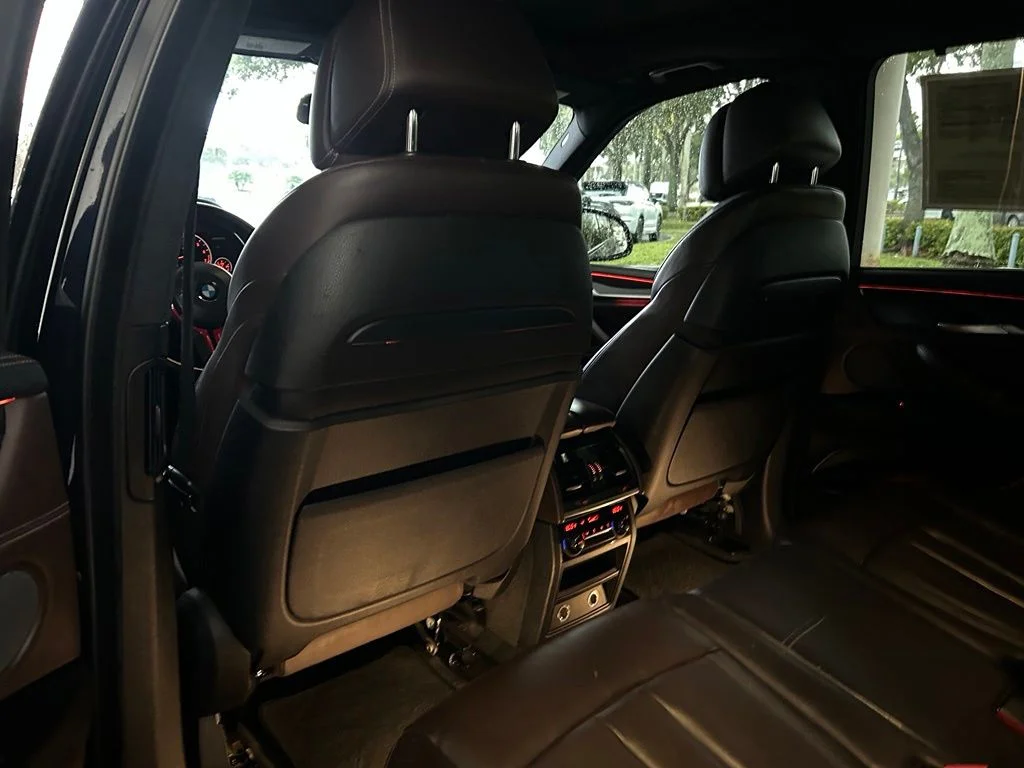 Used 2014 Black BMW xDrive50i image 38
