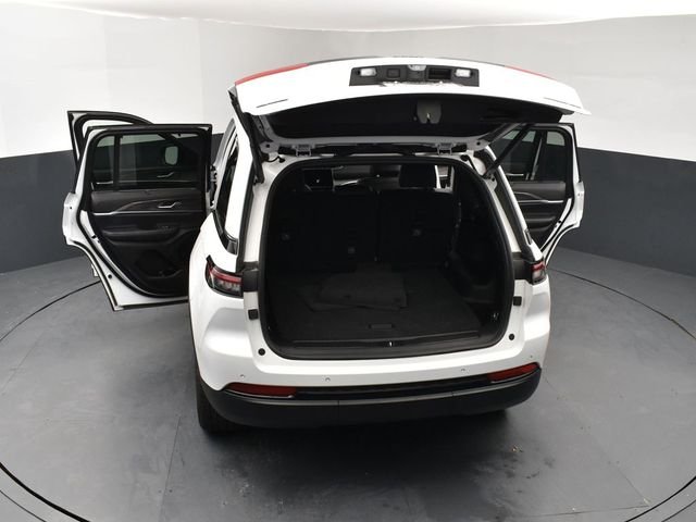 Used 2024 White Jeep Limited image 29