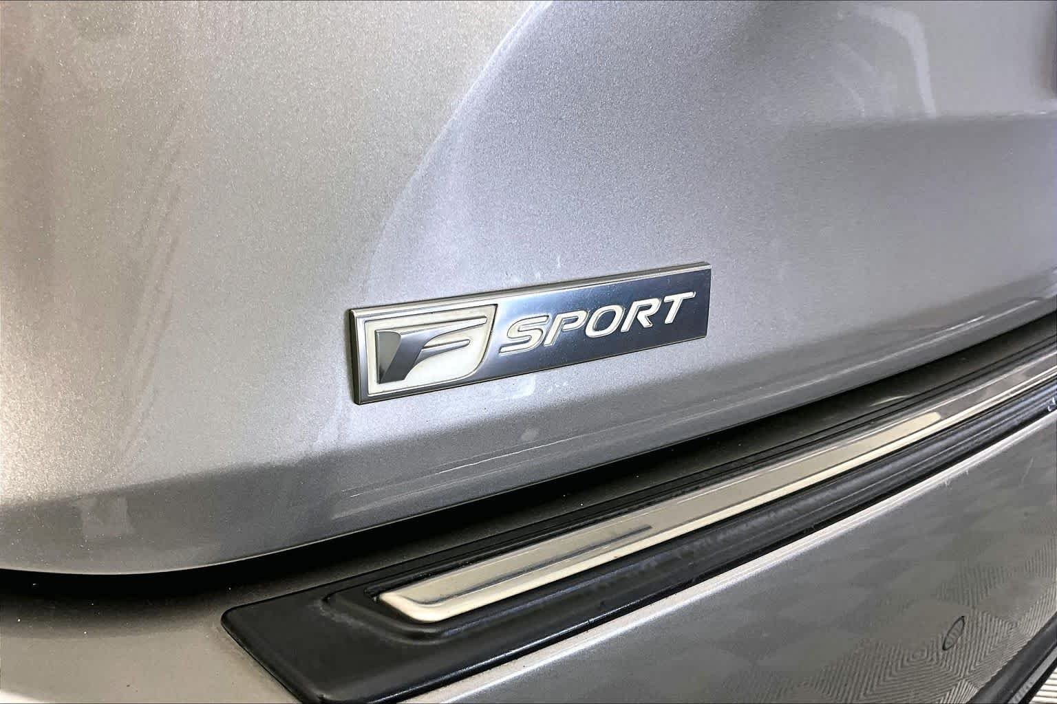 Used 2017 Atomic Silver Lexus  image 9