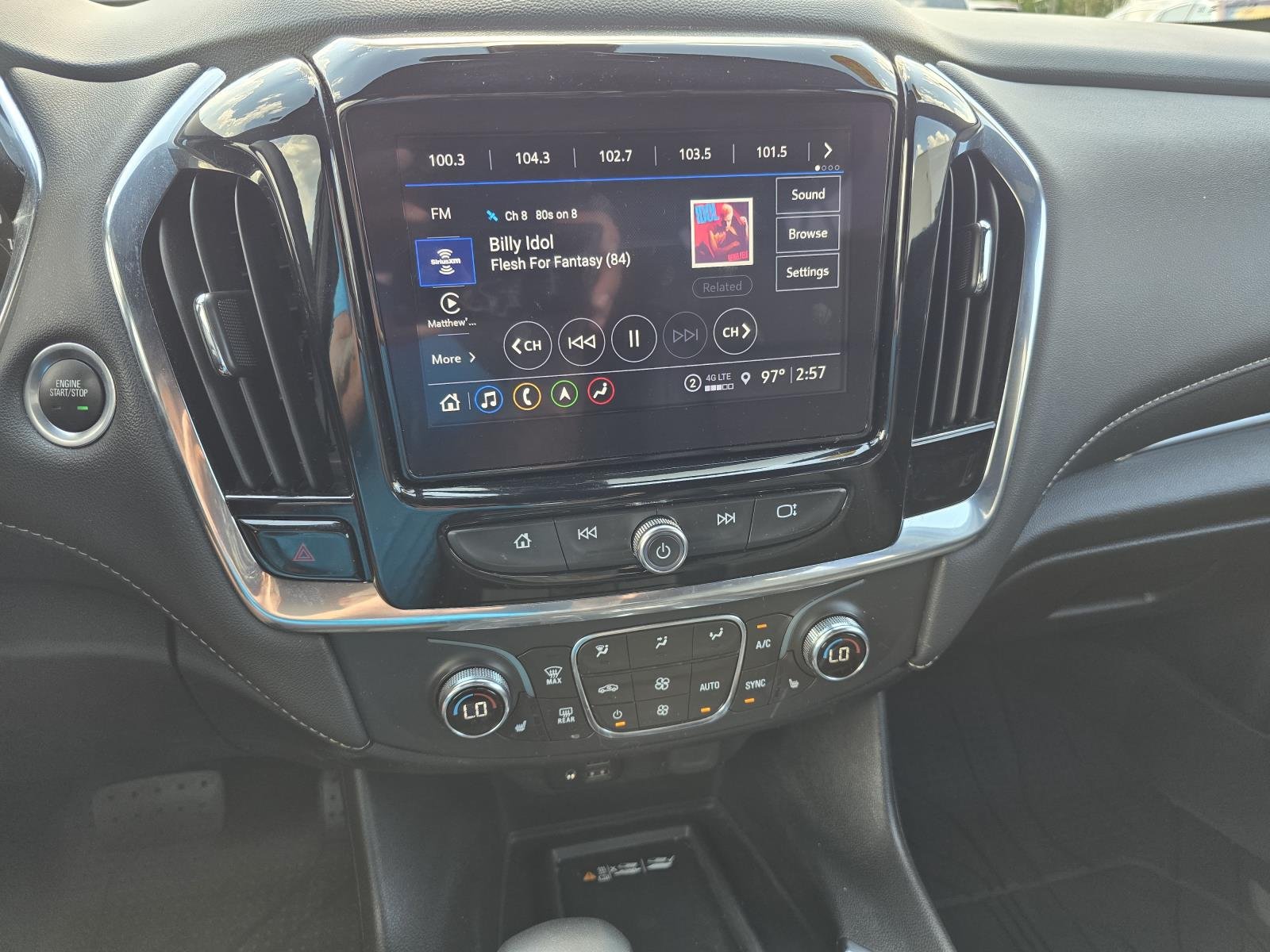 2023 Chevrolet Traverse 3LT - Photo 14