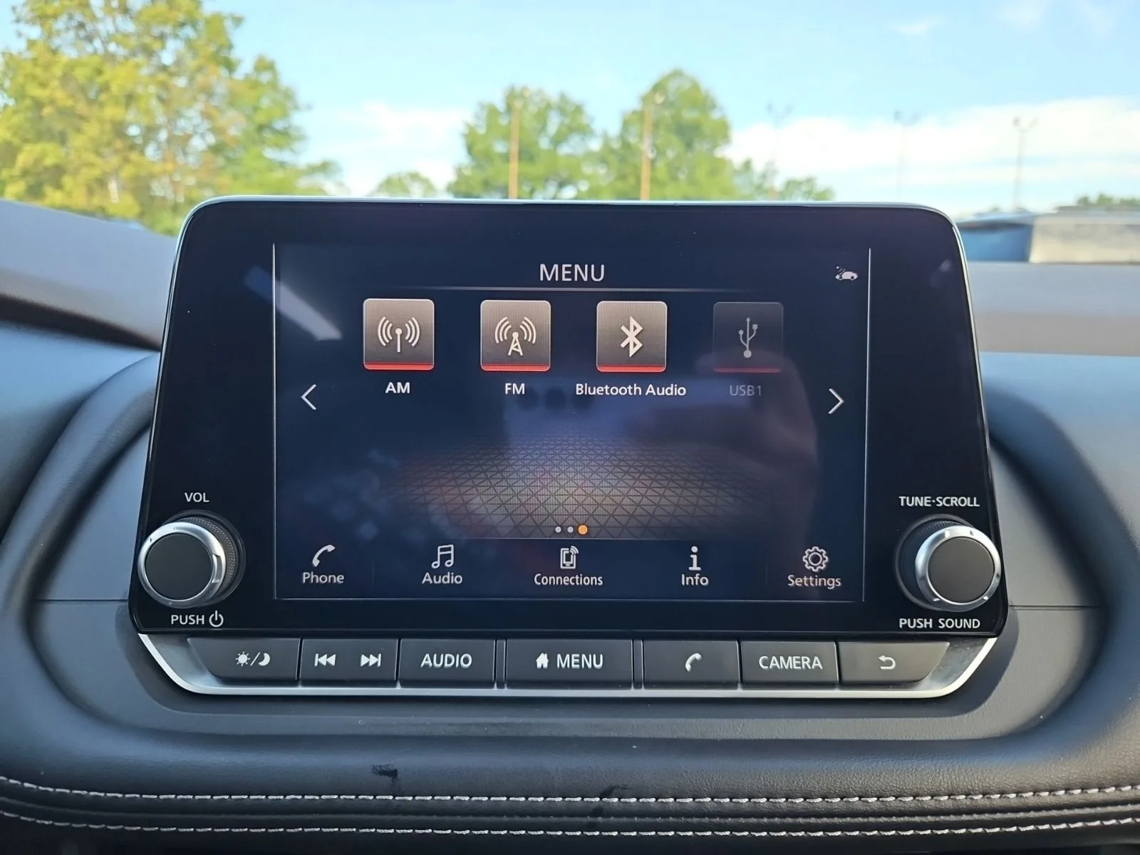 Used 2023 Gray Nissan SV image 5