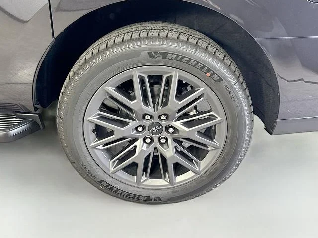 New 2026 Dark Matter Gray Metallic Ford MAX Platinum® image 69