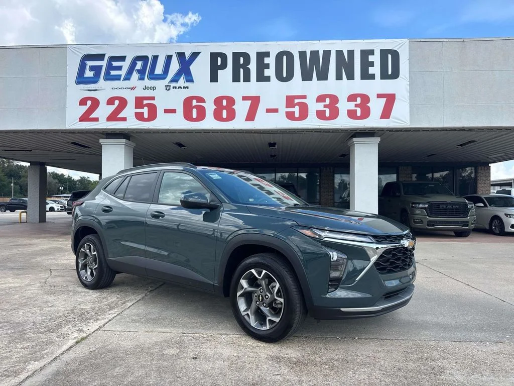 Used 2025 Gray Chevrolet LT image 1