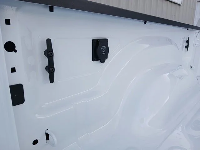 New 2026 Bright White Clearcoat RAM Tradesman image 6