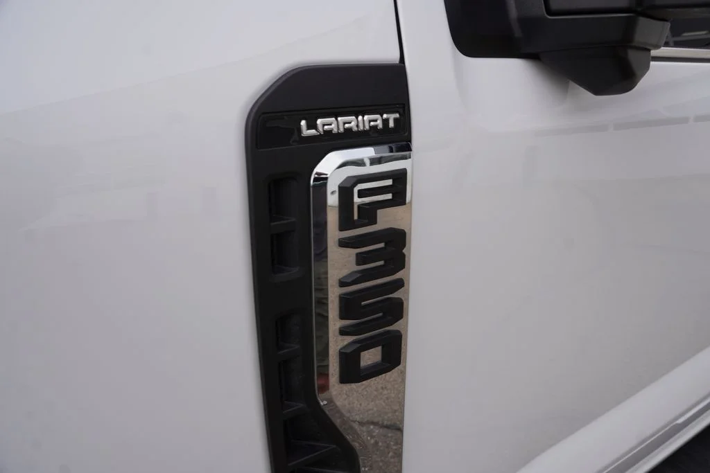 Used 2026 Oxford White Ford Lariat image 15