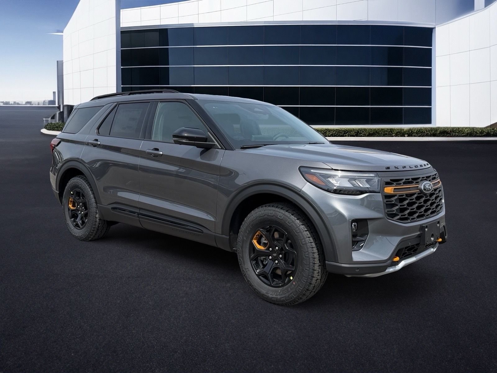 New 2026 Carbonized Gray Metallic Ford Tremor® image 3