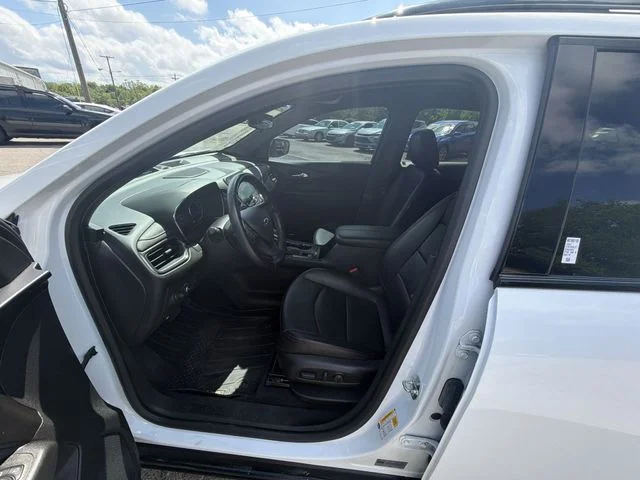 Used 2022 White Chevrolet RS image 11