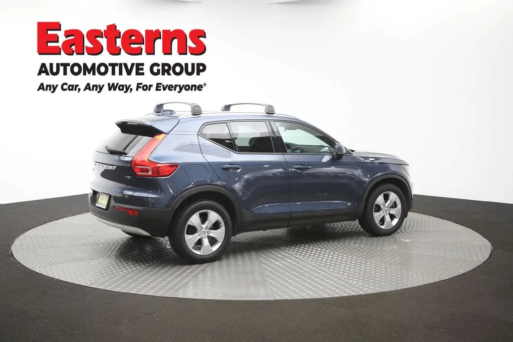 Used 2021 Gray Volvo Momentum image 43