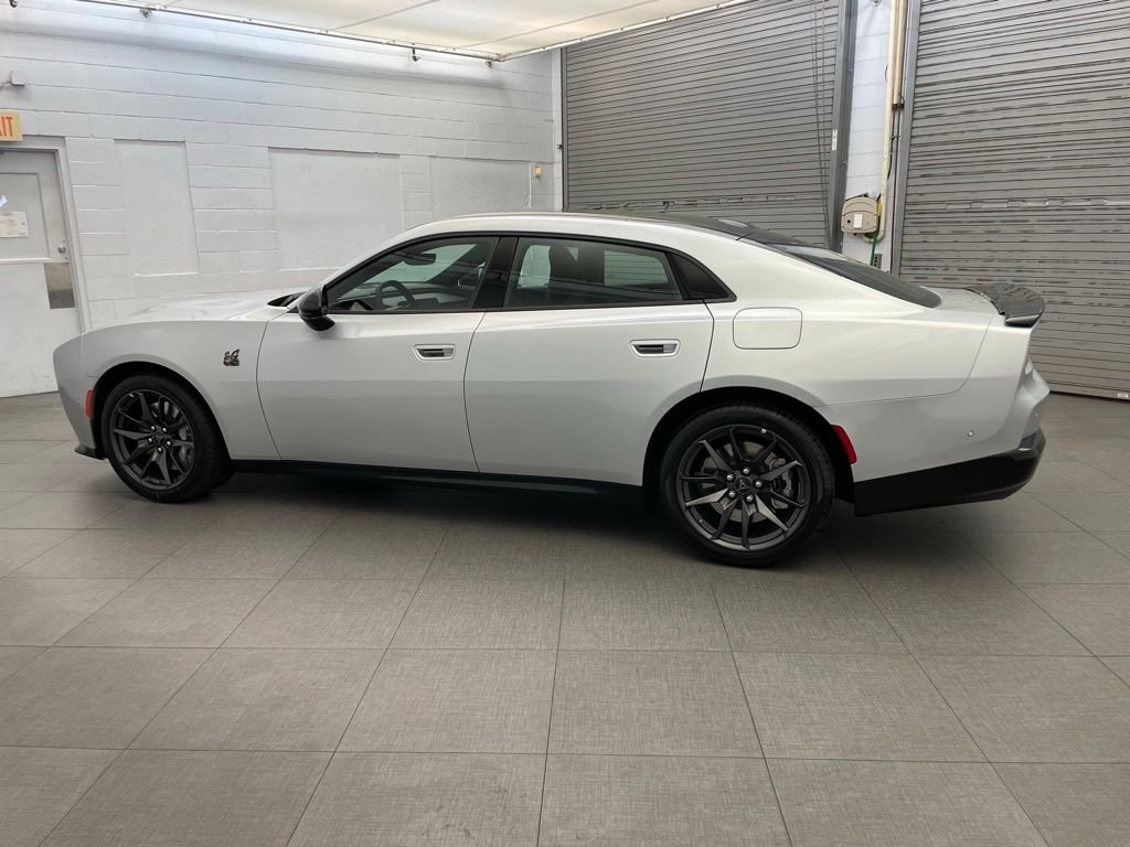 New 2026 Triple Nickel Exterior Paint Dodge R/T Scat Pack image 6