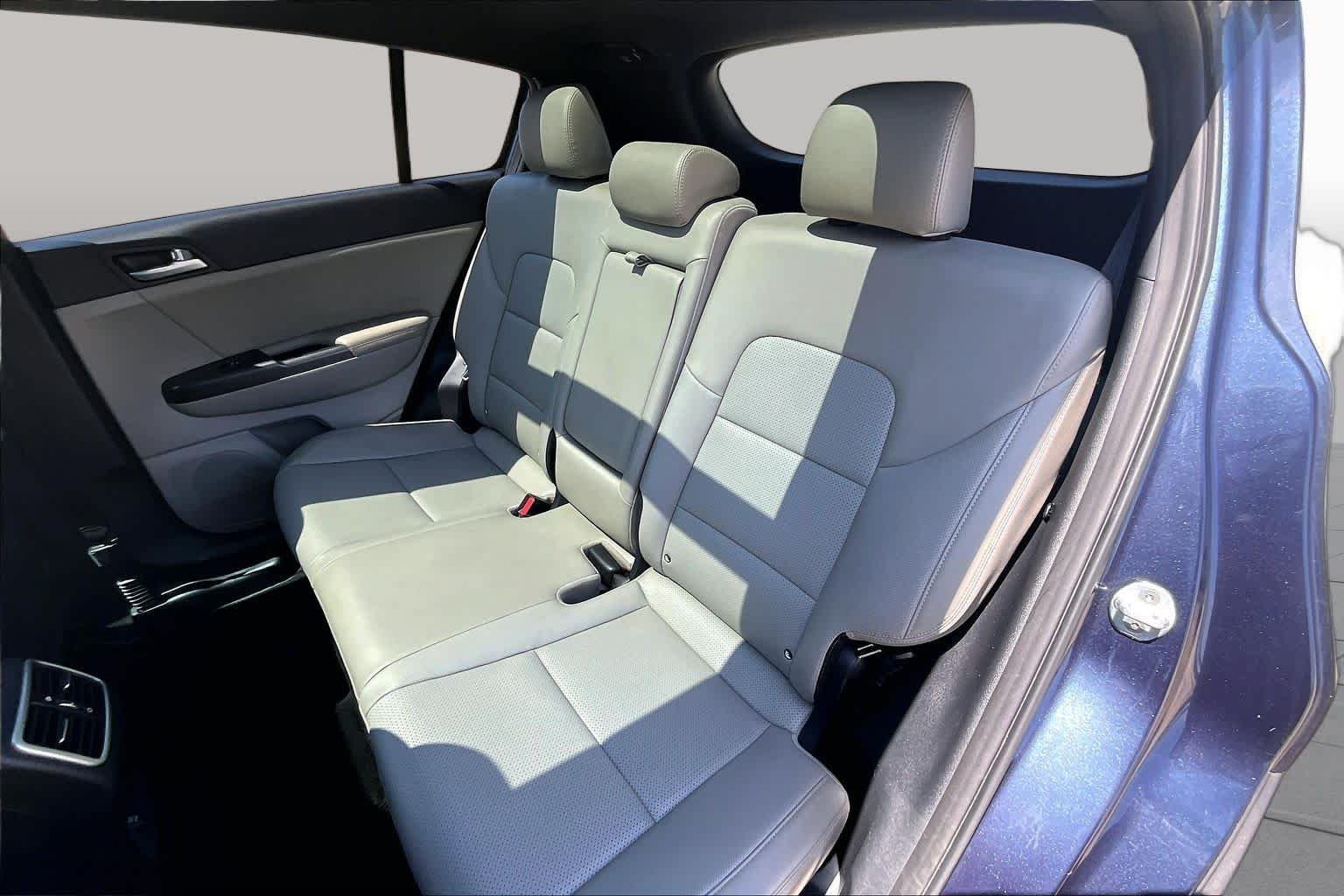 Used 2021 Pacific Blue Kia S image 18