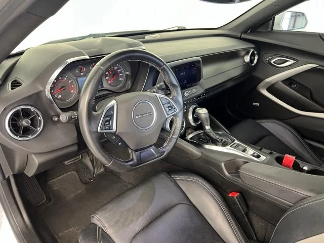 Used 2021 White Chevrolet 2LT image 12