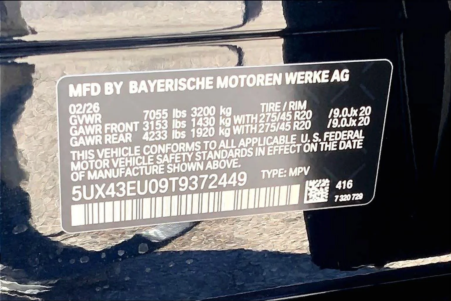 Used 2026 Carbon Black Metallic BMW xDrive50e image 18
