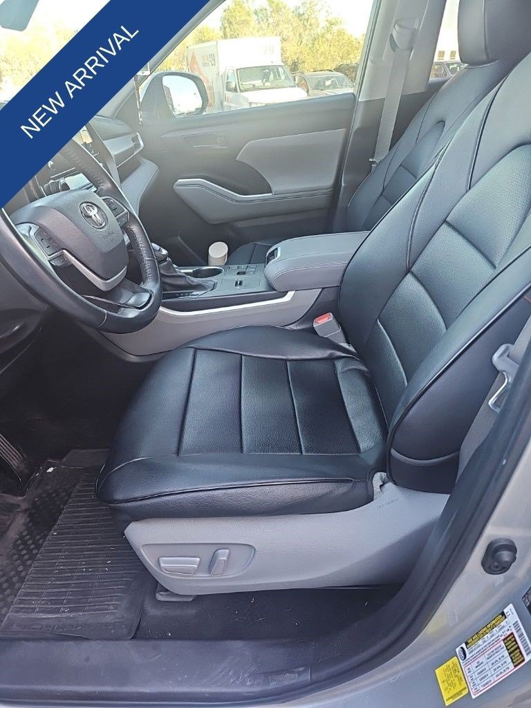 Used 2023 Celestial Silver Metallic Toyota LE image 14