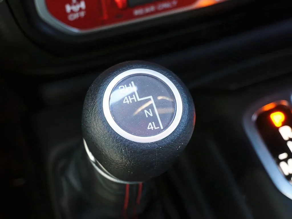 2023 Jeep Wrangler 4-Door Rubicon - Photo 28