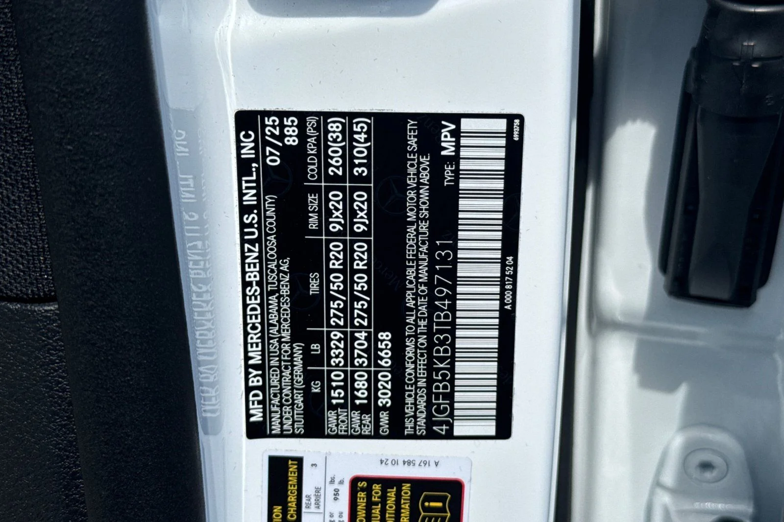 Certified Used 2026 White Mercedes-Benz GLE 450 image 37