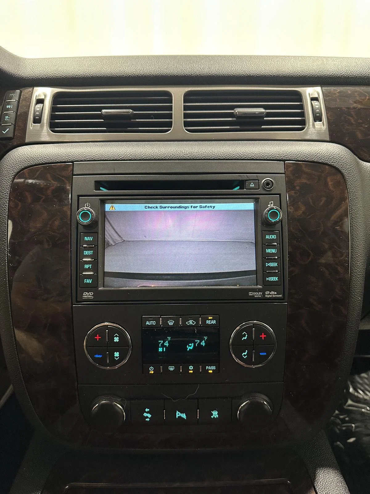Used 2011 PURE SILVER METALLIC GMC Denali image 13