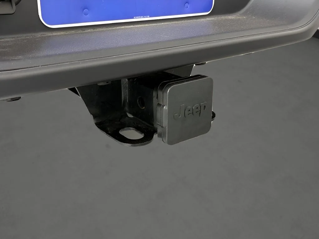 Used 2025 White Jeep High Tide image 33