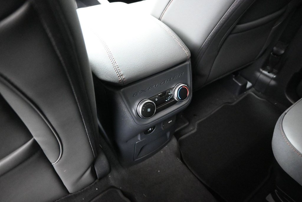 New 2026 Vapor Blue Metallic Ford Active image 21