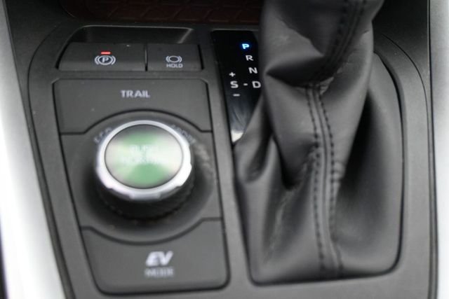 Used 2025 Beige Toyota Limited image 14