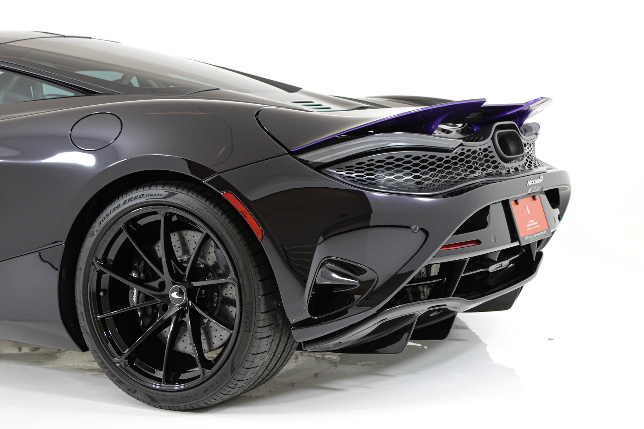 Used 2024 Purple McLaren Coupe image 41