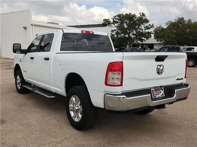 Used 2024 Gray RAM Big Horn 4x4 Crew Cab 6.3 ft. box 149 in. WB image 3