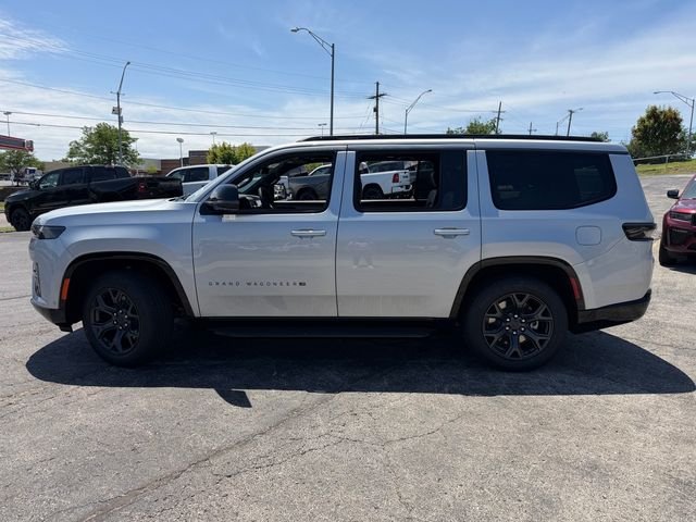 New 2026 Silver-Zynith Exterior Paint Jeep Limited Altitude image 11