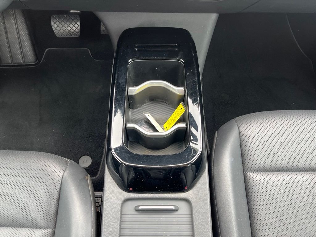 Used 2021 Gray Volkswagen Pro S image 14