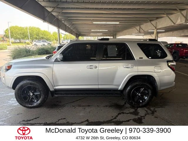 Used 2022 Silver Toyota SR5 image 8