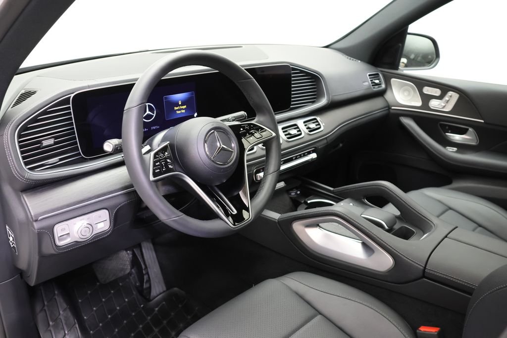 Certified Used 2024 Polar White Mercedes-Benz GLE 450 image 39