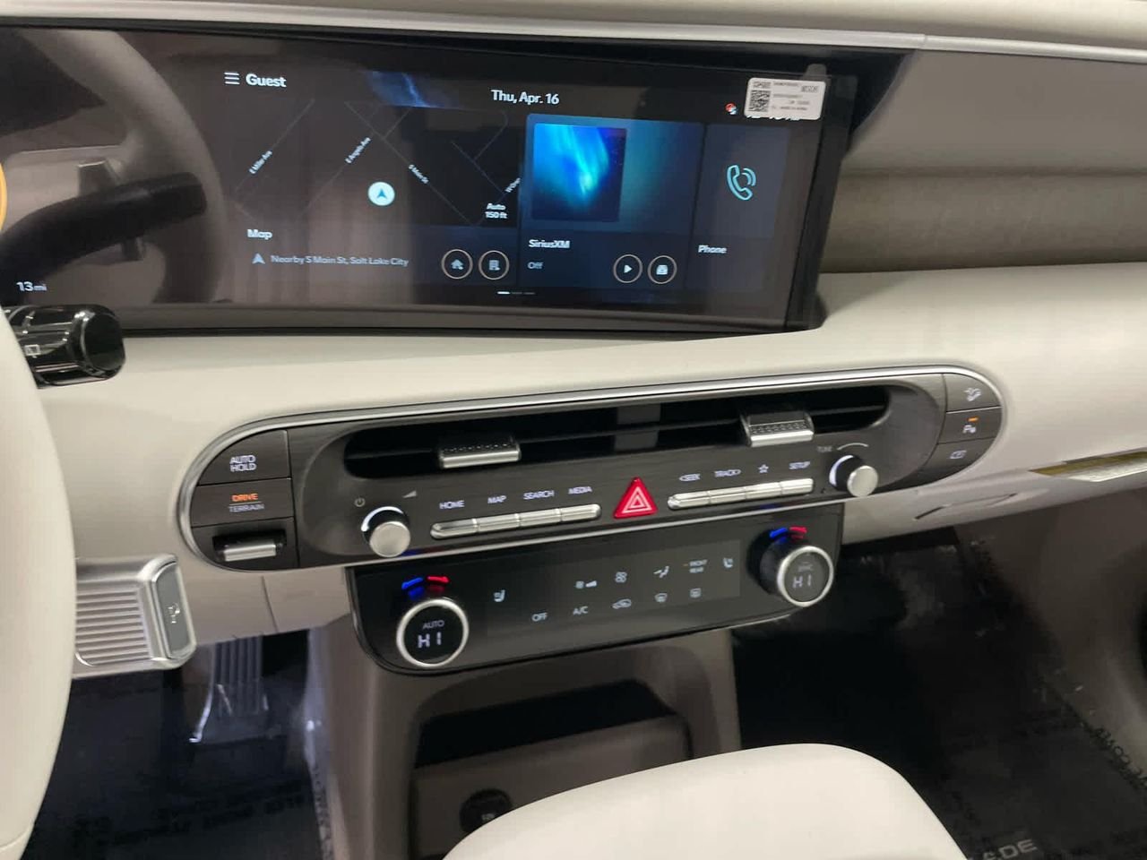 New 2026 Creamy White Pearl Hyundai SEL AWD image 33