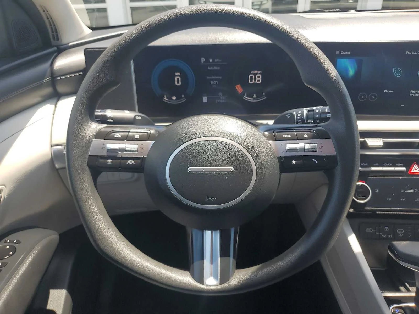 Used 2025 White Hyundai SEL image 16